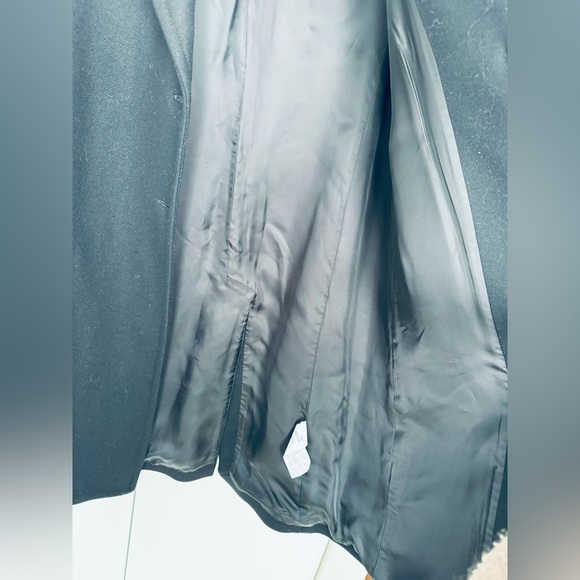 Love Moschino heart padded on chest wool blended black single breast coat - Picture 15 of 17